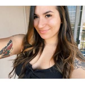 Meet your Posher, Leandra